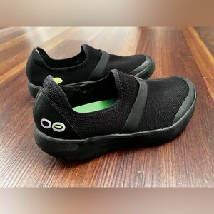 OOFOS OOmg Low Shoe - Lightweight Recovery Footwear - Reduces Pressure size 10